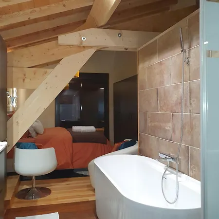 Cocooning 4 Etoiles Avec Et Piscine Amades